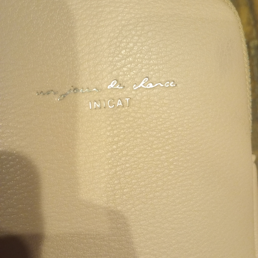 Crossbody - Picture 3 of 5